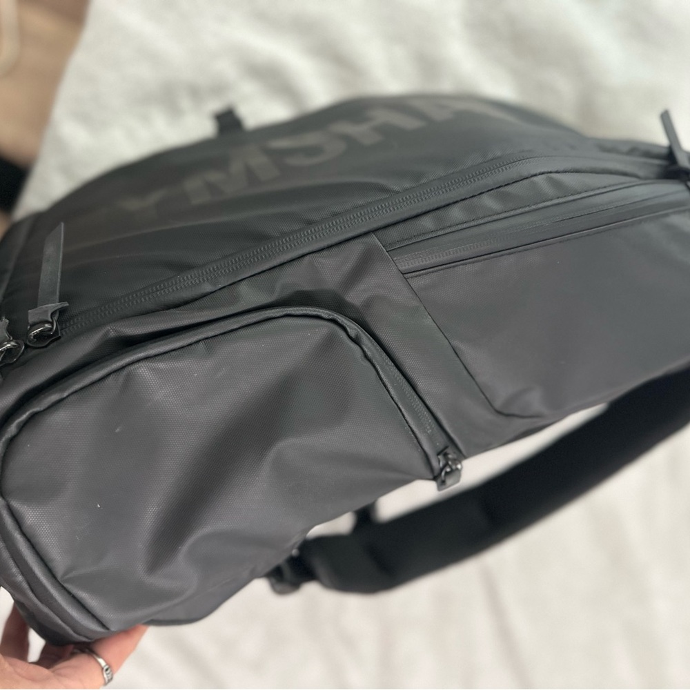 Gymshark Black Men's Backpack - Picture 3 of 9